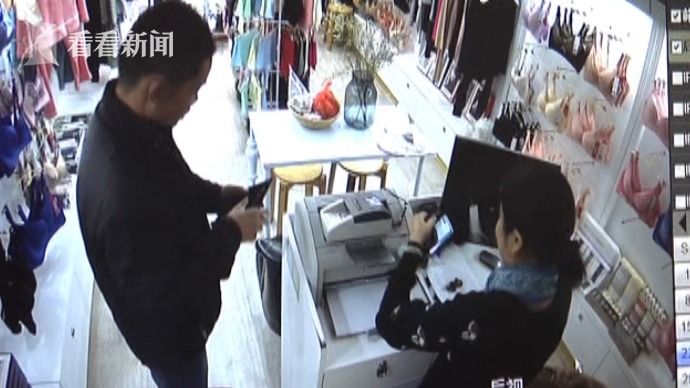 2-10元内衣店_河南两农妇田里种罂粟当野菜卖2元1把被警方刑事拘留