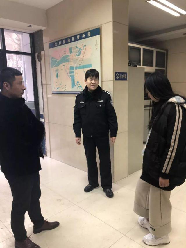 14岁少女内衣_14岁女孩1个月自杀2次埋怨单亲教师爸爸“不听话”